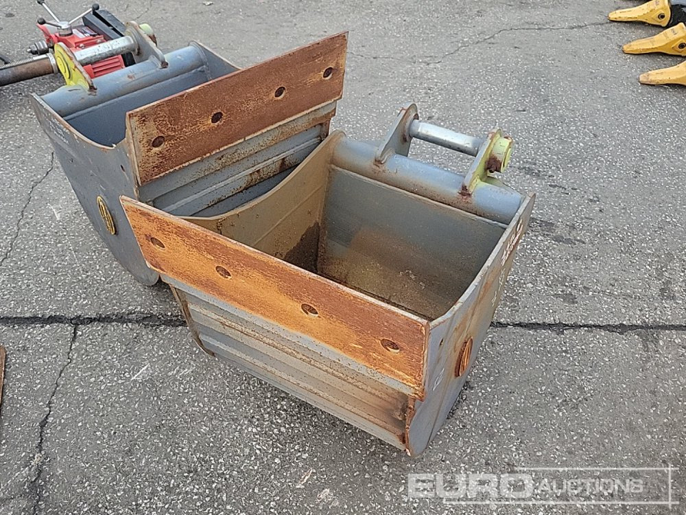 Strickland 24", 24" Digging Bucket 50mm Pin to suit 6-8 Ton Excavator - דלי: תמונה 1 Strickland 24", 24" Digging Bucket 50mm Pin to suit 6-8 Ton Excavator - דלי: תמונה 1