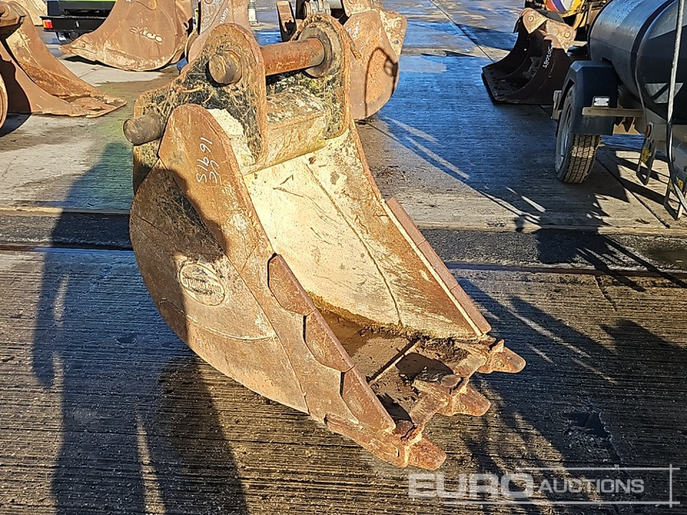 Strickland 24" Digging Bucket 80mm Pin to suit 20 Ton Excavator - דלי: תמונה 1 Strickland 24" Digging Bucket 80mm Pin to suit 20 Ton Excavator - דלי: תמונה 1