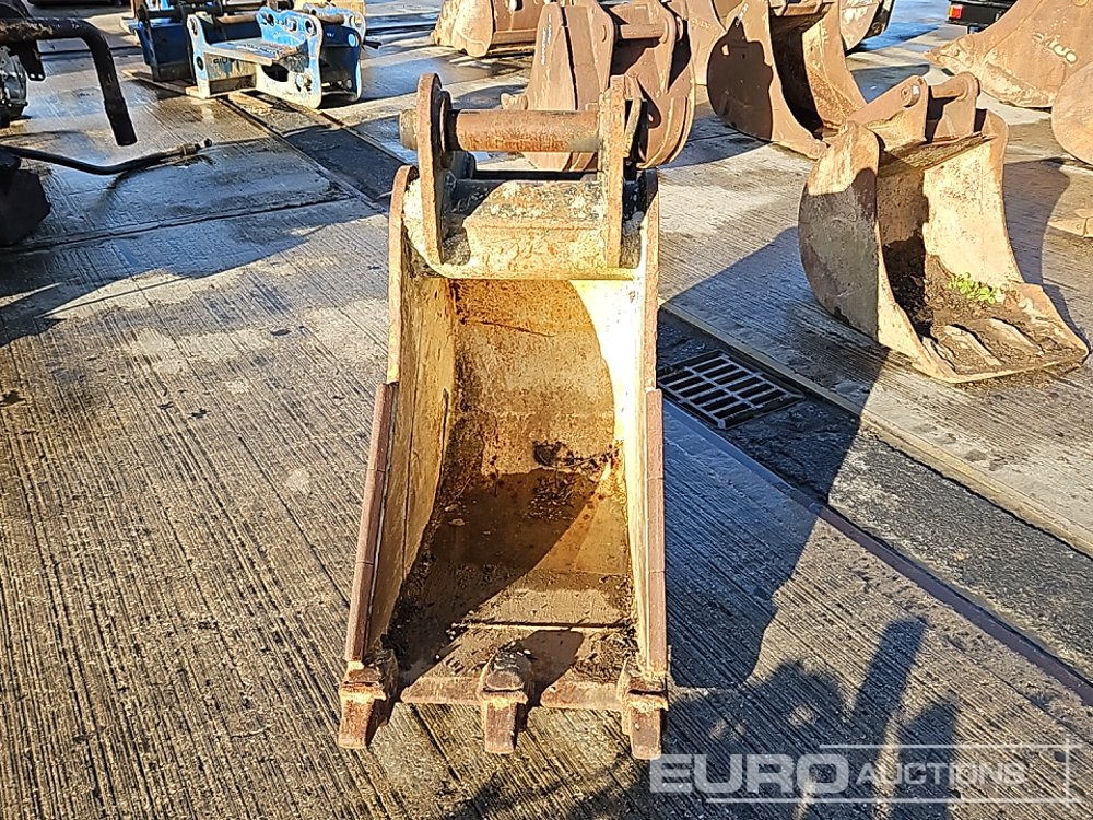 Strickland 24" Digging Bucket 80mm Pin to suit 20 Ton Excavator - דלי: תמונה 2 Strickland 24" Digging Bucket 80mm Pin to suit 20 Ton Excavator - דלי: תמונה 2