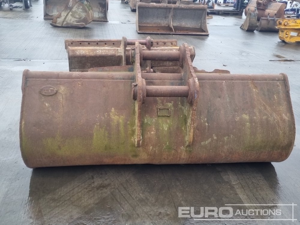 Strickland 84" Ditching Bucket 80mm Pin to suit 20 Ton Excavator - דלי: תמונה 4 Strickland 84" Ditching Bucket 80mm Pin to suit 20 Ton Excavator - דלי: תמונה 4