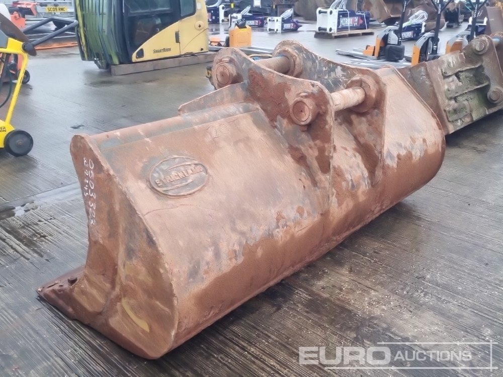 Strickland 84" Ditching Bucket 80mm Pin to suit 20 Ton Excavator - דלי: תמונה 3 Strickland 84" Ditching Bucket 80mm Pin to suit 20 Ton Excavator - דלי: תמונה 3