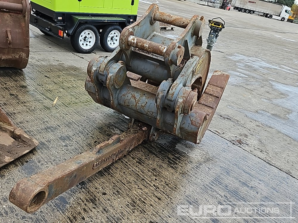 Strickland Manual 5 Finger Grab 80mm Pin to suit 20 Ton Excavator - צרופה עבור מחפר: תמונה 1 Strickland Manual 5 Finger Grab 80mm Pin to suit 20 Ton Excavator - צרופה עבור מחפר: תמונה 1