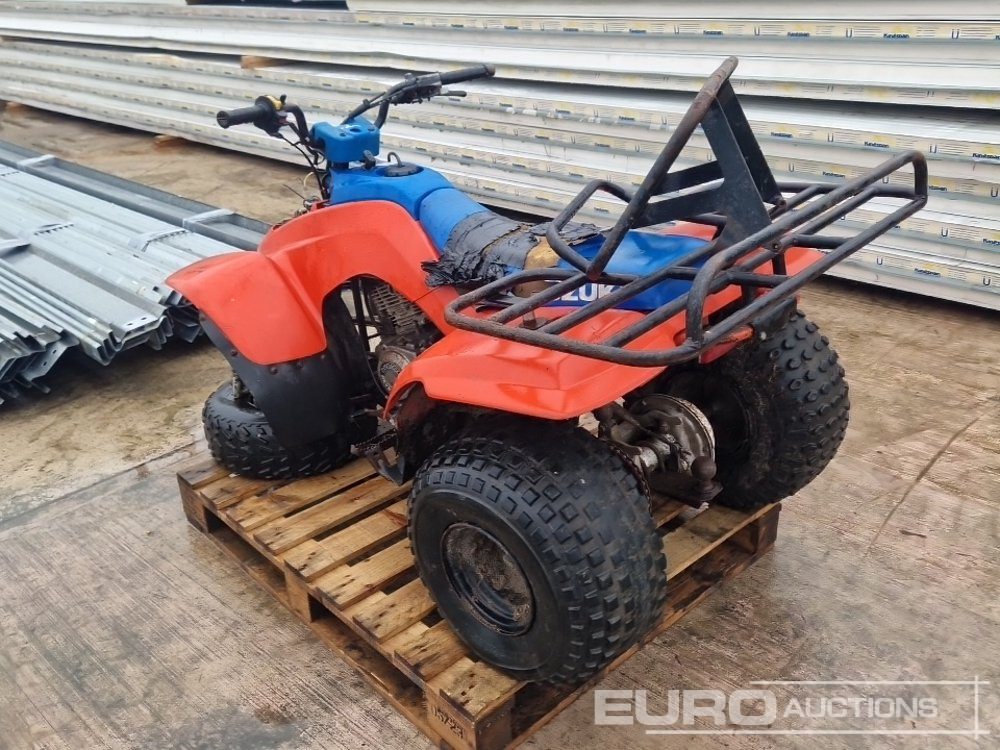 Suzuki 2WD Quad - רכב שטח/ טרקטורון: תמונה 3 Suzuki 2WD Quad - רכב שטח/ טרקטורון: תמונה 3
