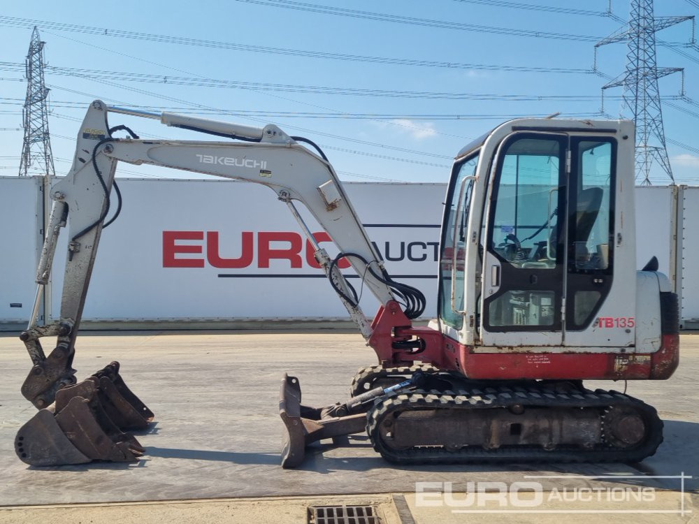 Takeuchi TB135 - מיני מחפר: תמונה 2 Takeuchi TB135 - מיני מחפר: תמונה 2