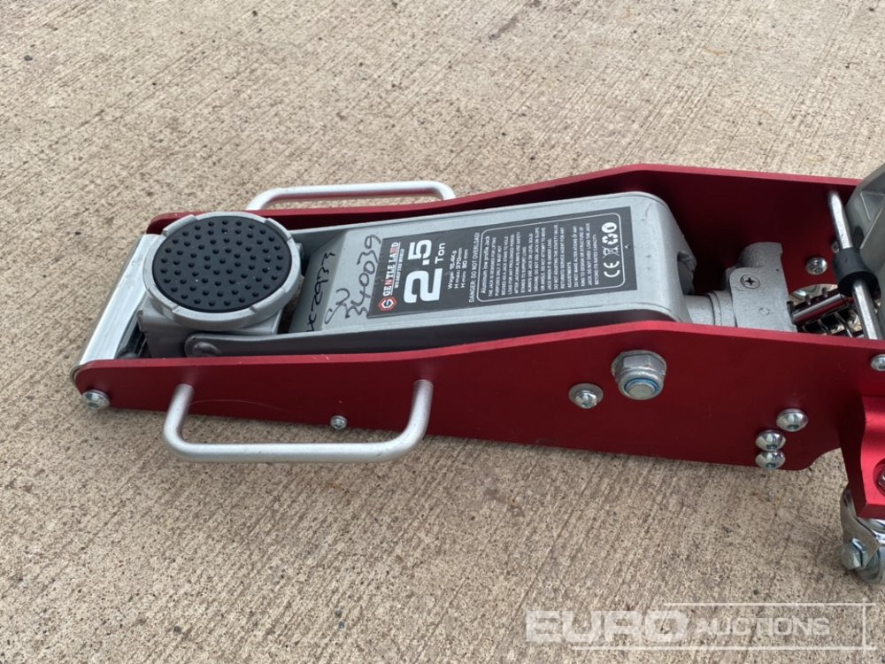 Unused 2.5 Ton Trolley Jack - ציוד לסדנאות: תמונה 4 Unused 2.5 Ton Trolley Jack - ציוד לסדנאות: תמונה 4