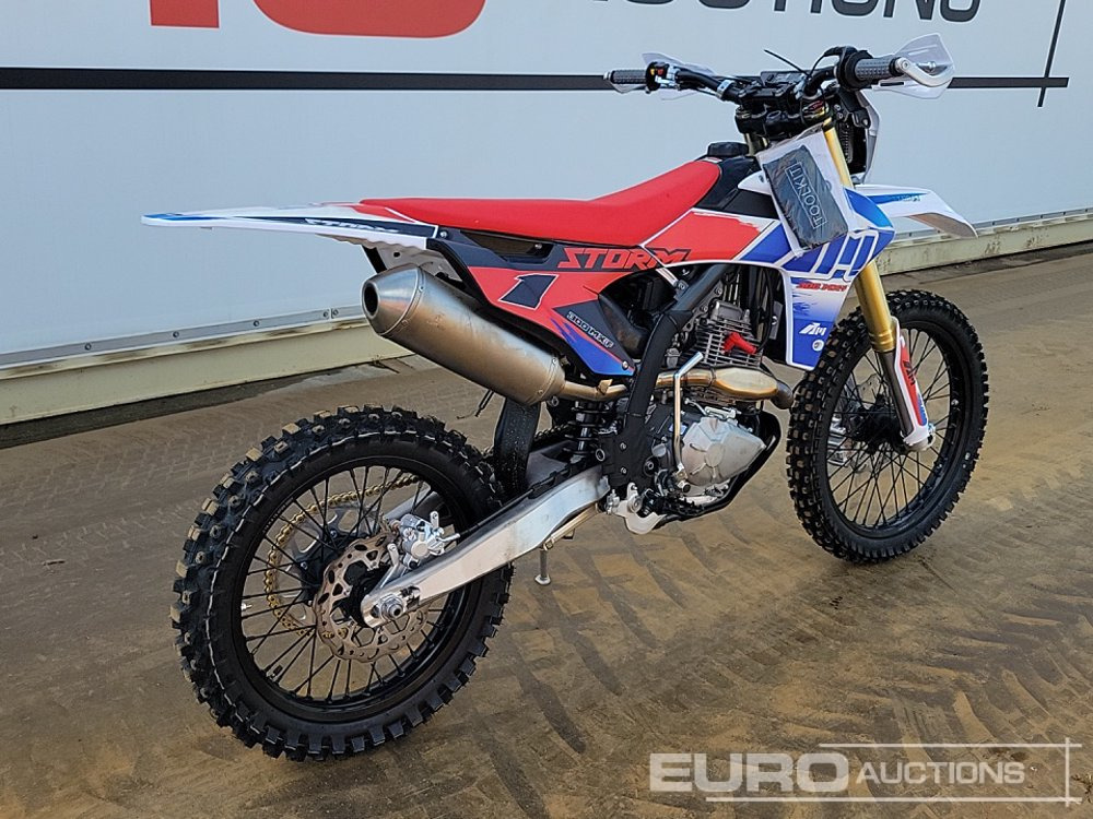 Unused 2025 Apollo Storm 300cc Motorcross Bike, 21" Front, 18" Rear Tyres, Electric Start, Air Cooled, Hydraulic Suspension, Disc Brakes, Lighting Kit (UNASSEMBLED) - אופנוע: תמונה 5 Unused 2025 Apollo Storm 300cc Motorcross Bike, 21" Front, 18" Rear Tyres, Electric Start, Air Cooled, Hydraulic Suspension, Disc Brakes, Lighting Kit (UNASSEMBLED) - אופנוע: תמונה 5