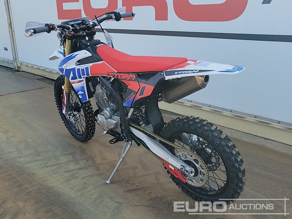 Unused 2025 Apollo Storm 300cc Motorcross Bike, 21" Front, 18" Rear Tyres, Electric Start, Air Cooled, Hydraulic Suspension, Disc Brakes, Lighting Kit (UNASSEMBLED) - אופנוע: תמונה 3 Unused 2025 Apollo Storm 300cc Motorcross Bike, 21" Front, 18" Rear Tyres, Electric Start, Air Cooled, Hydraulic Suspension, Disc Brakes, Lighting Kit (UNASSEMBLED) - אופנוע: תמונה 3