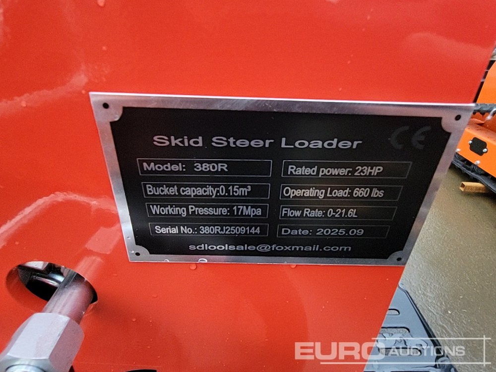 Unused 2025 Captok CK380R - מעמיס היגוי החלקה: תמונה 1 Unused 2025 Captok CK380R - מעמיס היגוי החלקה: תמונה 1