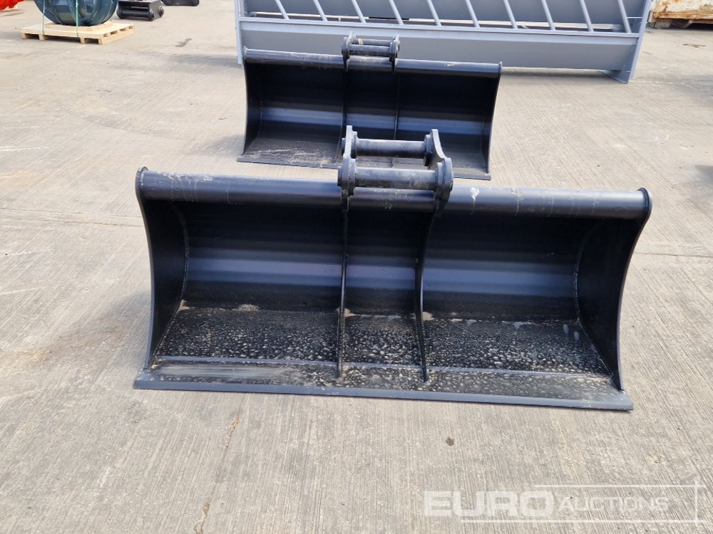 חָדָשׁ דלי Unused 70" Ditching Bucket 65mm Pin to suit 13 Ton Excavator: תמונה 8