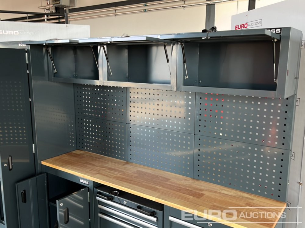 ציוד לסדנאות Unused Boss 2.6m 9 Drawer, 5 Cabinet Tool Station: תמונה 7