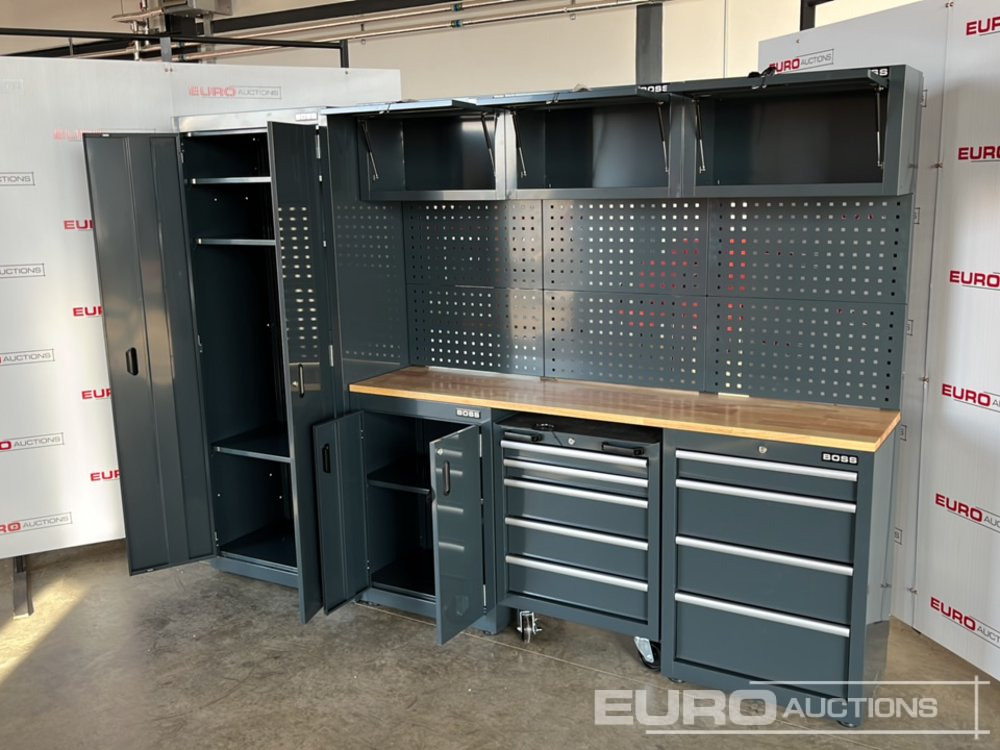ציוד לסדנאות Unused Boss 2.6m 9 Drawer, 5 Cabinet Tool Station: תמונה 6