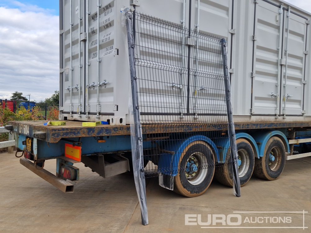 ציוד בנייה Unused Galvanised & Powder Coated Heavy Duty (5mm) Wire Mesh Fencing, 25 x H2.4m x W2.2m Panels, 26 x 60mm x 60mm x3m Posts, with Fittings (Black): תמונה 19