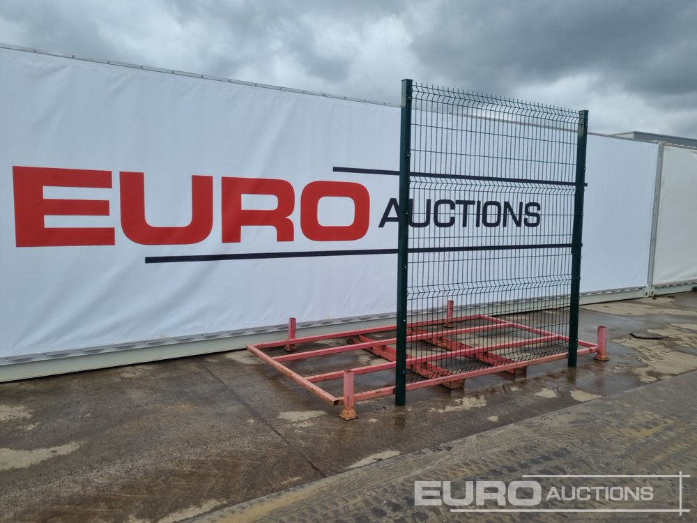 Unused Galvanised & Powder Coated Heavy Duty (5mm) Wire Mesh Fencing, 25 x H2.4m x W2.2m Panels, 26 x 60mm x 60mm x3m Posts, with Fittings (Green) - ציוד בנייה: תמונה 1 Unused Galvanised & Powder Coated Heavy Duty (5mm) Wire Mesh Fencing, 25 x H2.4m x W2.2m Panels, 26 x 60mm x 60mm x3m Posts, with Fittings (Green) - ציוד בנייה: תמונה 1