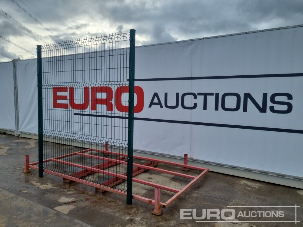 Unused Galvanised & Powder Coated Heavy Duty (5mm) Wire Mesh Fencing, 25 x H2.4m x W2.2m Panels, 26 x 60mm x 60mm x3m Posts, with Fittings (Green) - ציוד בנייה: תמונה 3 Unused Galvanised & Powder Coated Heavy Duty (5mm) Wire Mesh Fencing, 25 x H2.4m x W2.2m Panels, 26 x 60mm x 60mm x3m Posts, with Fittings (Green) - ציוד בנייה: תמונה 3