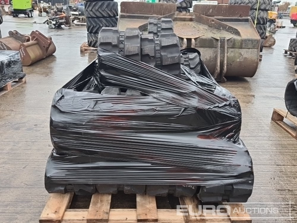 Unused Pallet of Rubber Tracks to suit Mini Excavator - רצועה עבור מכונת בנייה: תמונה 4 Unused Pallet of Rubber Tracks to suit Mini Excavator - רצועה עבור מכונת בנייה: תמונה 4