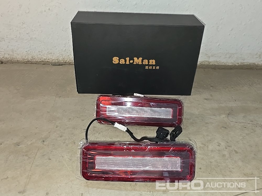 Unused Rear LED Reverse Lights to suit Land Rover Defernder (Red Lens Upgrade) - ציוד בנייה: תמונה 1 Unused Rear LED Reverse Lights to suit Land Rover Defernder (Red Lens Upgrade) - ציוד בנייה: תמונה 1