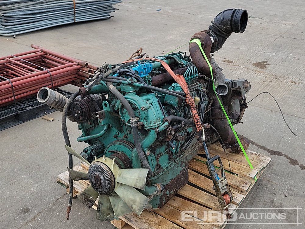 Volvo 6 Cylinder Engine, Gearbox - מנוע: תמונה 1 Volvo 6 Cylinder Engine, Gearbox - מנוע: תמונה 1