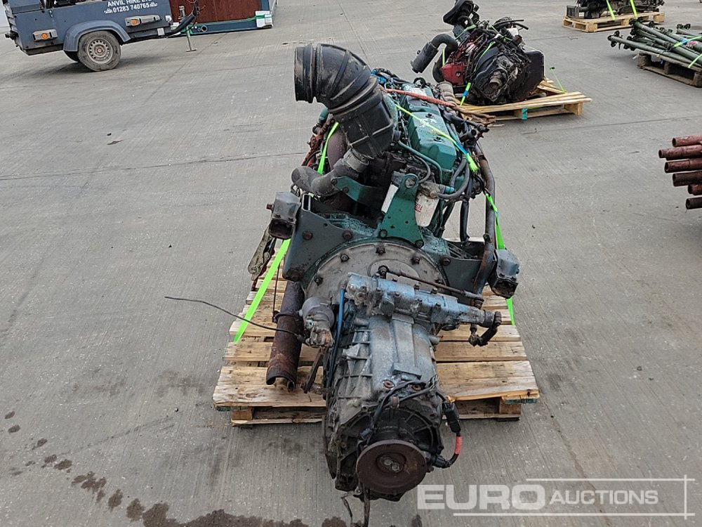 Volvo 6 Cylinder Engine, Gearbox - מנוע: תמונה 4 Volvo 6 Cylinder Engine, Gearbox - מנוע: תמונה 4