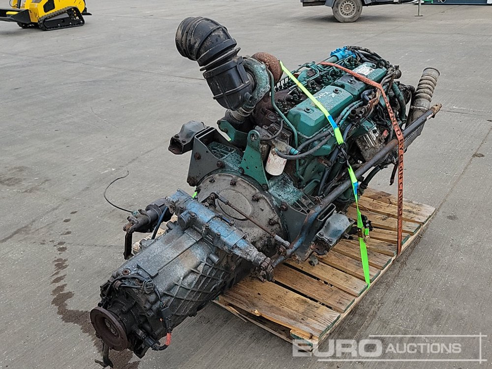 Volvo 6 Cylinder Engine, Gearbox - מנוע: תמונה 5 Volvo 6 Cylinder Engine, Gearbox - מנוע: תמונה 5