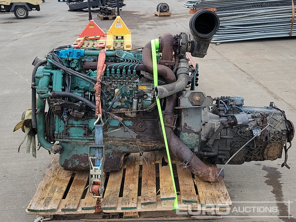 Volvo 6 Cylinder Engine, Gearbox - מנוע: תמונה 2 Volvo 6 Cylinder Engine, Gearbox - מנוע: תמונה 2