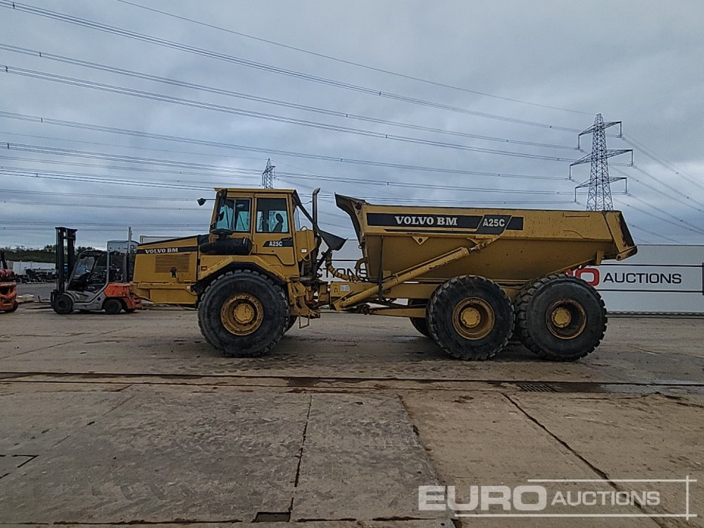 Volvo A25C - מסיר פסולת מפרקי: תמונה 2 Volvo A25C - מסיר פסולת מפרקי: תמונה 2