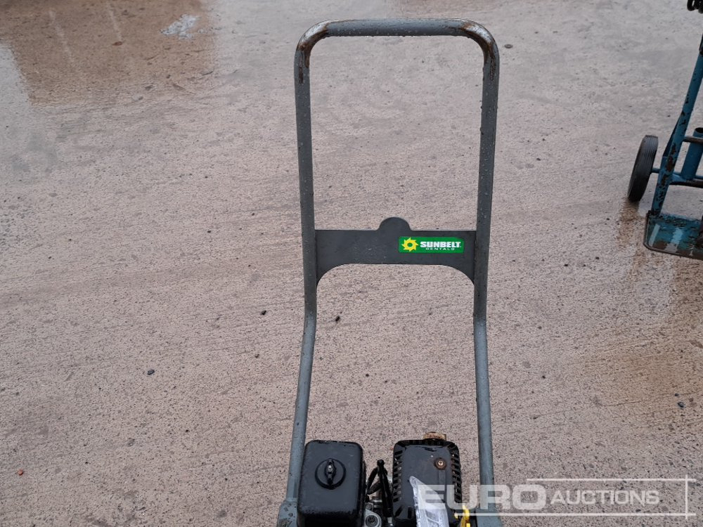 מכונת אספלט Wacker Neuson Compaction Plate: תמונה 11 מכונת אספלט Wacker Neuson Compaction Plate: תמונה 11