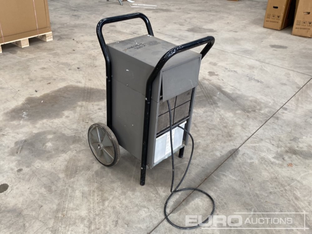 Woods 240 Volt Dehumidifier - ציוד לסדנאות: תמונה 1 Woods 240 Volt Dehumidifier - ציוד לסדנאות: תמונה 1