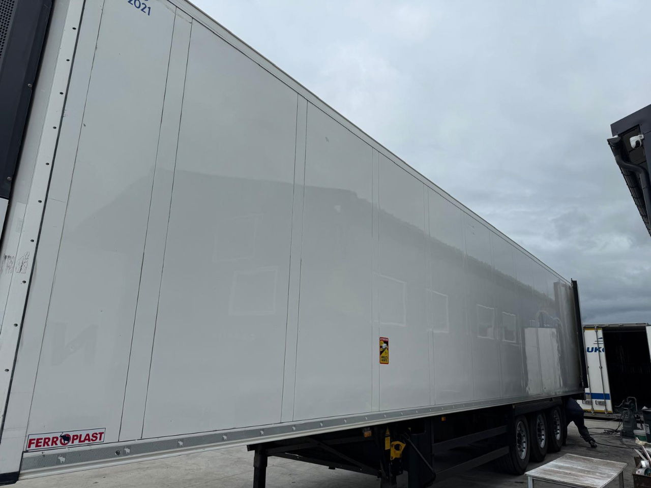 Schmitz Cargobull - סמיטריילר עם קירור: תמונה 4 Schmitz Cargobull - סמיטריילר עם קירור: תמונה 4