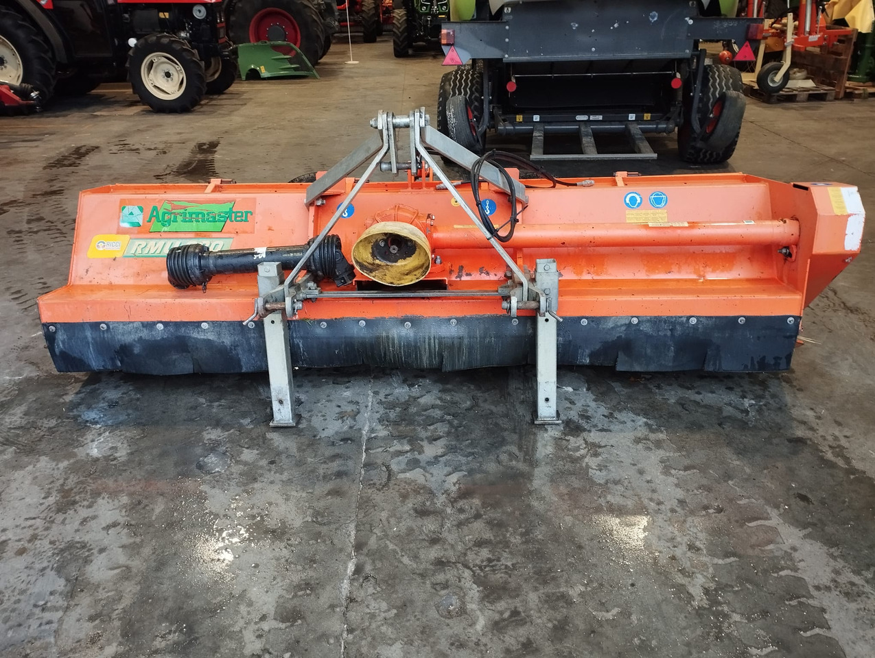 Trincia asse orrizontale usata Agrimaster RMU 280 - מכסחת תבואה: תמונה 4 Trincia asse orrizontale usata Agrimaster RMU 280 - מכסחת תבואה: תמונה 4