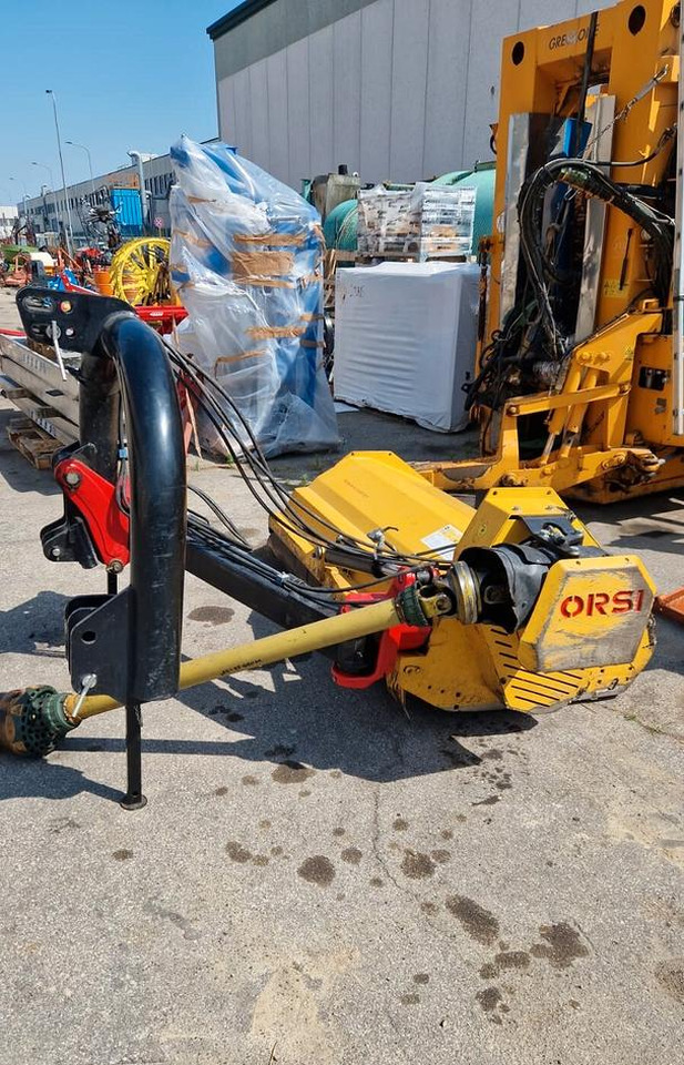 Trincia laterale usata Orsi Magnum Plus GS Off Set - מכסחת שוליים: תמונה 3 Trincia laterale usata Orsi Magnum Plus GS Off Set - מכסחת שוליים: תמונה 3