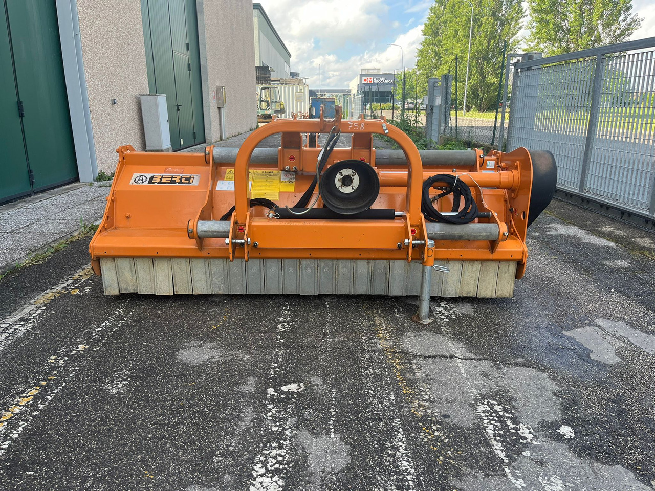 Trincia usata Berti Land/s 230 - מכסחת תבואה: תמונה 2 Trincia usata Berti Land/s 230 - מכסחת תבואה: תמונה 2