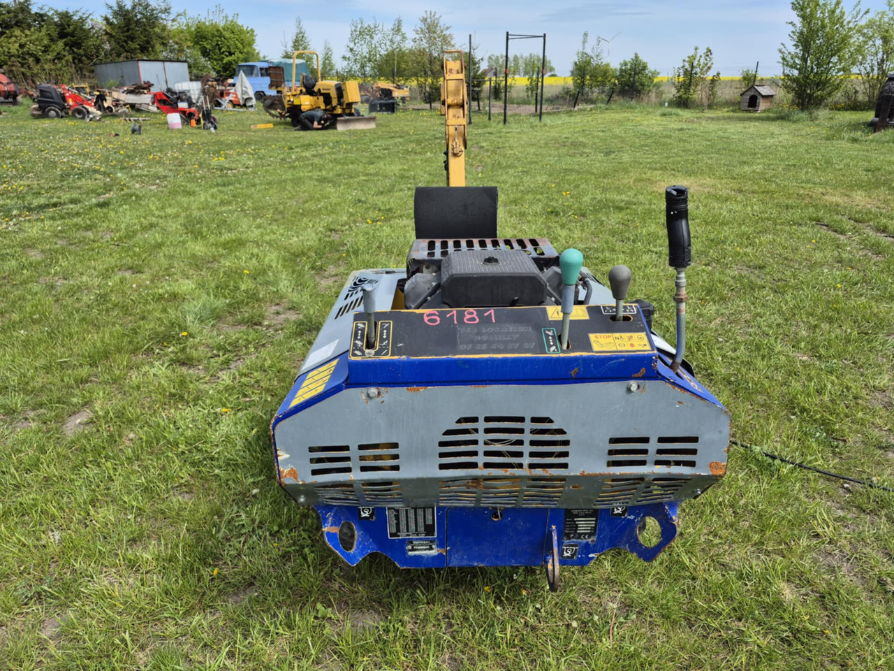 VERMEER RT200 - טרנצ'ר: תמונה 3 VERMEER RT200 - טרנצ'ר: תמונה 3