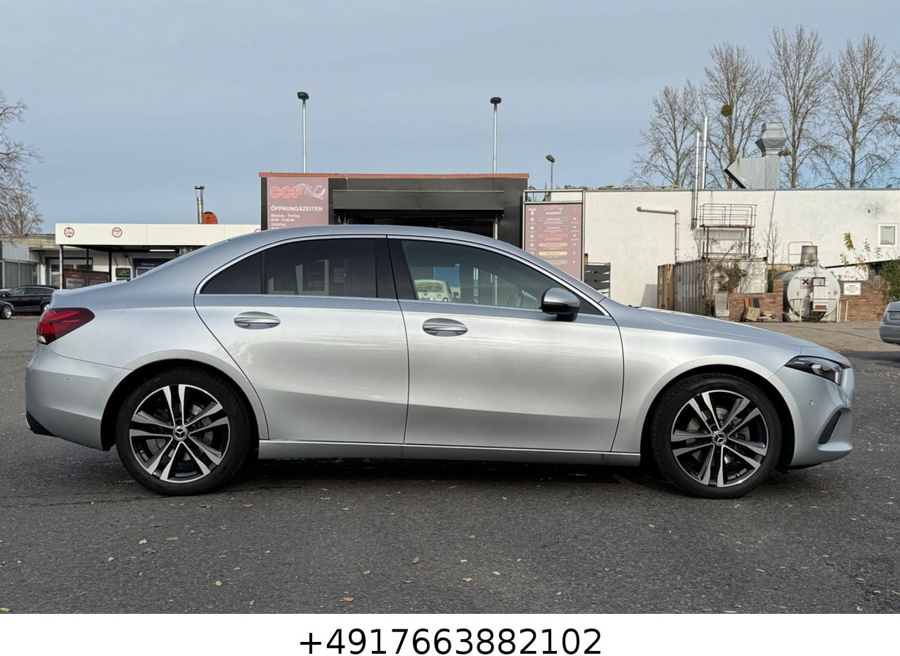 Mercedes-Benz A 200 Lim./LED/KAMERA/NAVI/SITZHZG. - סדאן: תמונה 4 Mercedes-Benz A 200 Lim./LED/KAMERA/NAVI/SITZHZG. - סדאן: תמונה 4