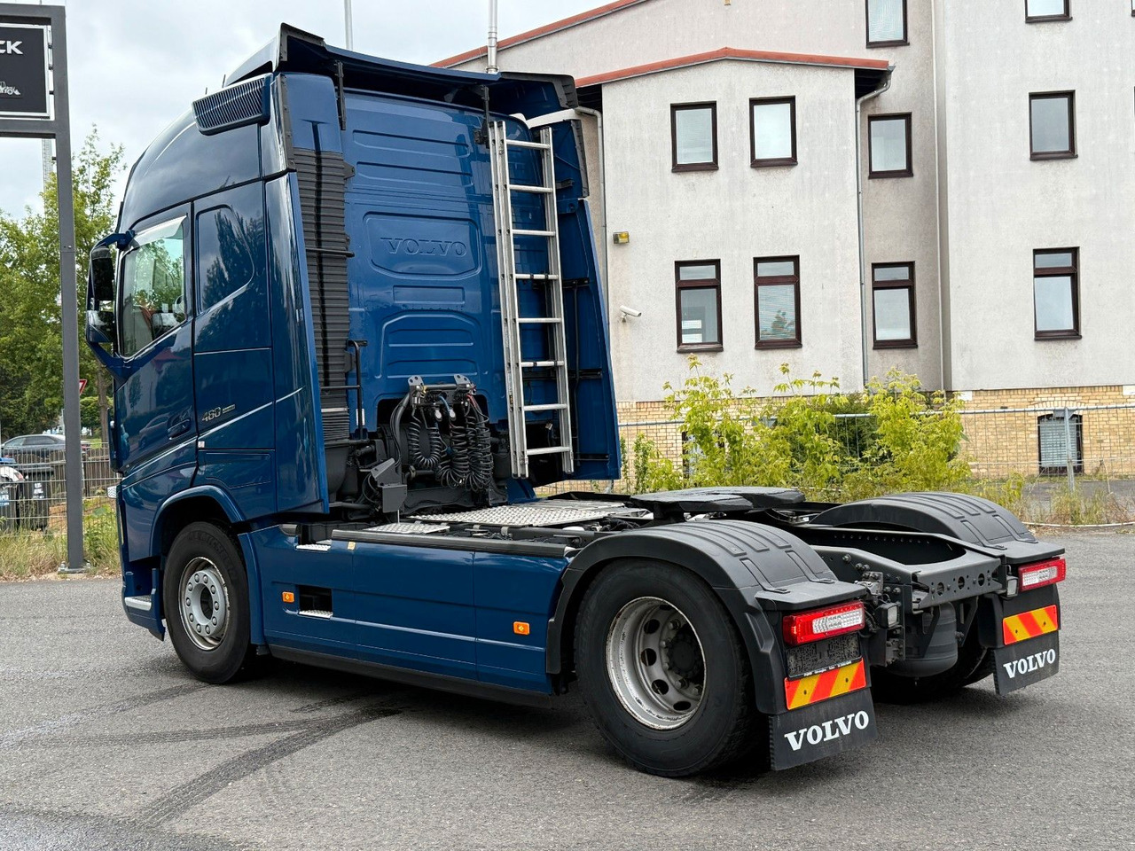 Volvo FH 460 Globetrotter/2 Tanks - יחידת טרקטור: תמונה 2 Volvo FH 460 Globetrotter/2 Tanks - יחידת טרקטור: תמונה 2