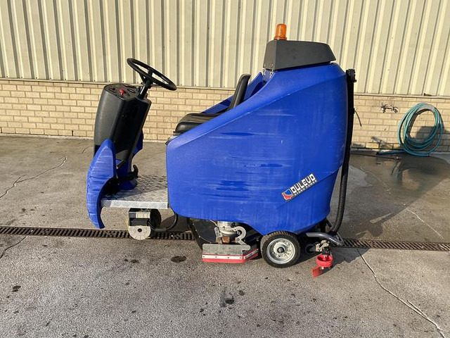 Dulevo H815 RO, Schrobmachine, 85 cm - מייבש קרצוף: תמונה 1 Dulevo H815 RO, Schrobmachine, 85 cm - מייבש קרצוף: תמונה 1