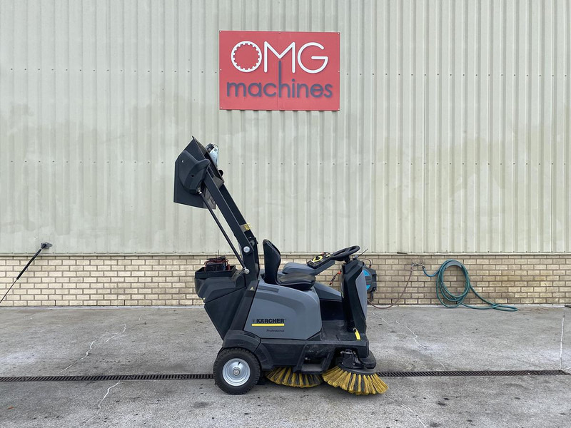 Kärcher KM 105/110 R Bp, Veegmachine, hoogkieper - מטאטא כבישים: תמונה 2 Kärcher KM 105/110 R Bp, Veegmachine, hoogkieper - מטאטא כבישים: תמונה 2