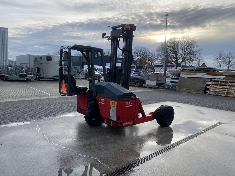 Moffett M4 25.3 / Kooiaap - מלגזה מותקנת על משאית: תמונה 5 Moffett M4 25.3 / Kooiaap - מלגזה מותקנת על משאית: תמונה 5