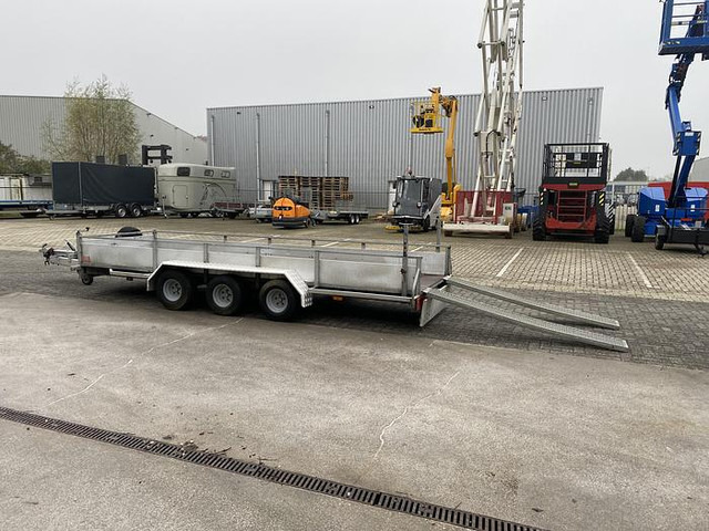 Weijer Aanhangwagen, 3500 kg. 5 meter, 3 Asser. - קרון נגרר צד נופל/ שטוח: תמונה 4 Weijer Aanhangwagen, 3500 kg. 5 meter, 3 Asser. - קרון נגרר צד נופל/ שטוח: תמונה 4