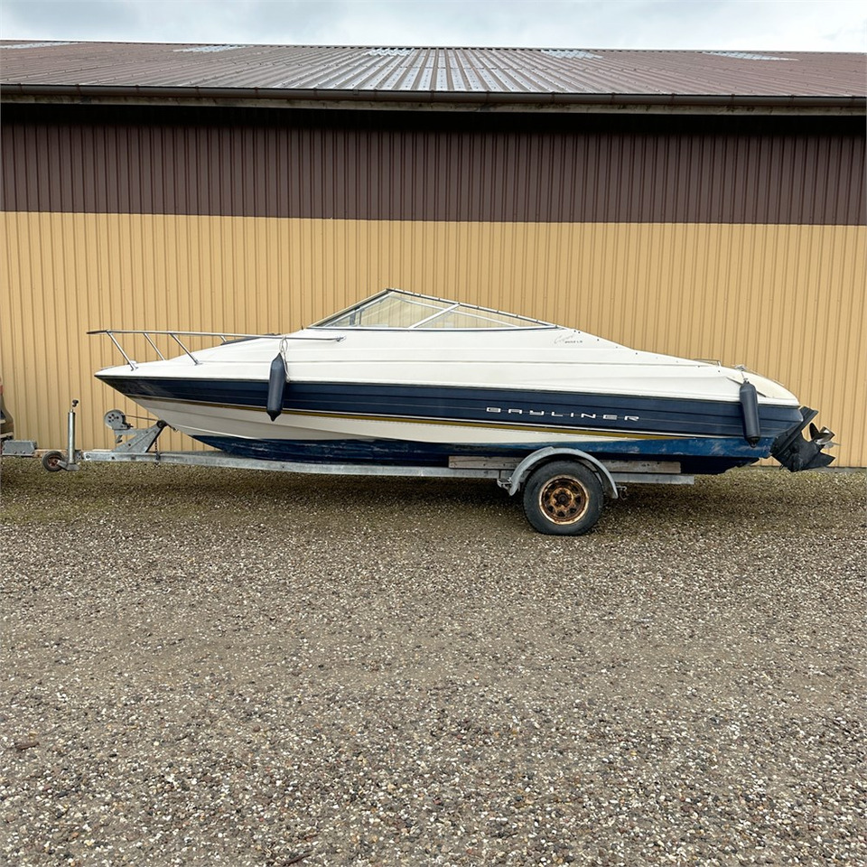ABC Bayliner 2052 Cabri LS Cuddy - מכונות אחרות: תמונה 5 ABC Bayliner 2052 Cabri LS Cuddy - מכונות אחרות: תמונה 5
