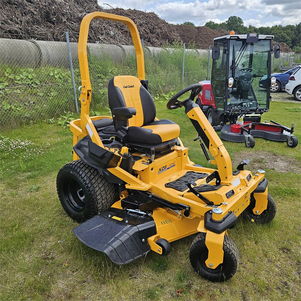 ABC Cub Cadet XZ8 Zero Turn - מכסחת גינה: תמונה 5 ABC Cub Cadet XZ8 Zero Turn - מכסחת גינה: תמונה 5