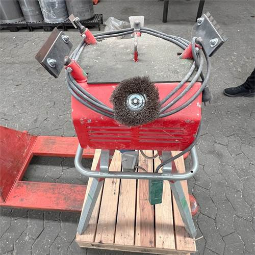 ABC Puliscimattoni - מכונת אספלט: תמונה 1 ABC Puliscimattoni - מכונת אספלט: תמונה 1