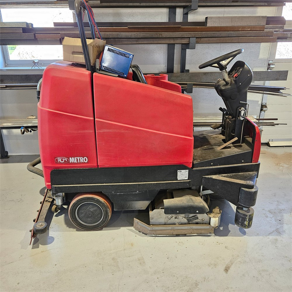 ABC RCM Metro 1102 RN Lavasciuga Scrubber - מייבש קרצוף: תמונה 2 ABC RCM Metro 1102 RN Lavasciuga Scrubber - מייבש קרצוף: תמונה 2