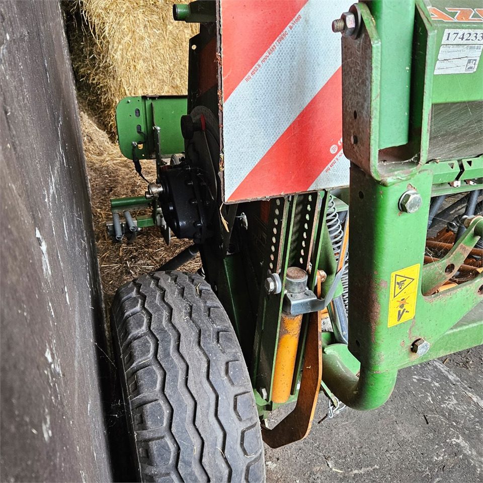 ציוד זריעה Amazone D9 4000 Super - KG 402: תמונה 12