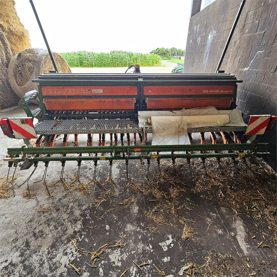 Amazone D9 4000 Super - KG 402 - ציוד זריעה: תמונה 4 Amazone D9 4000 Super - KG 402 - ציוד זריעה: תמונה 4