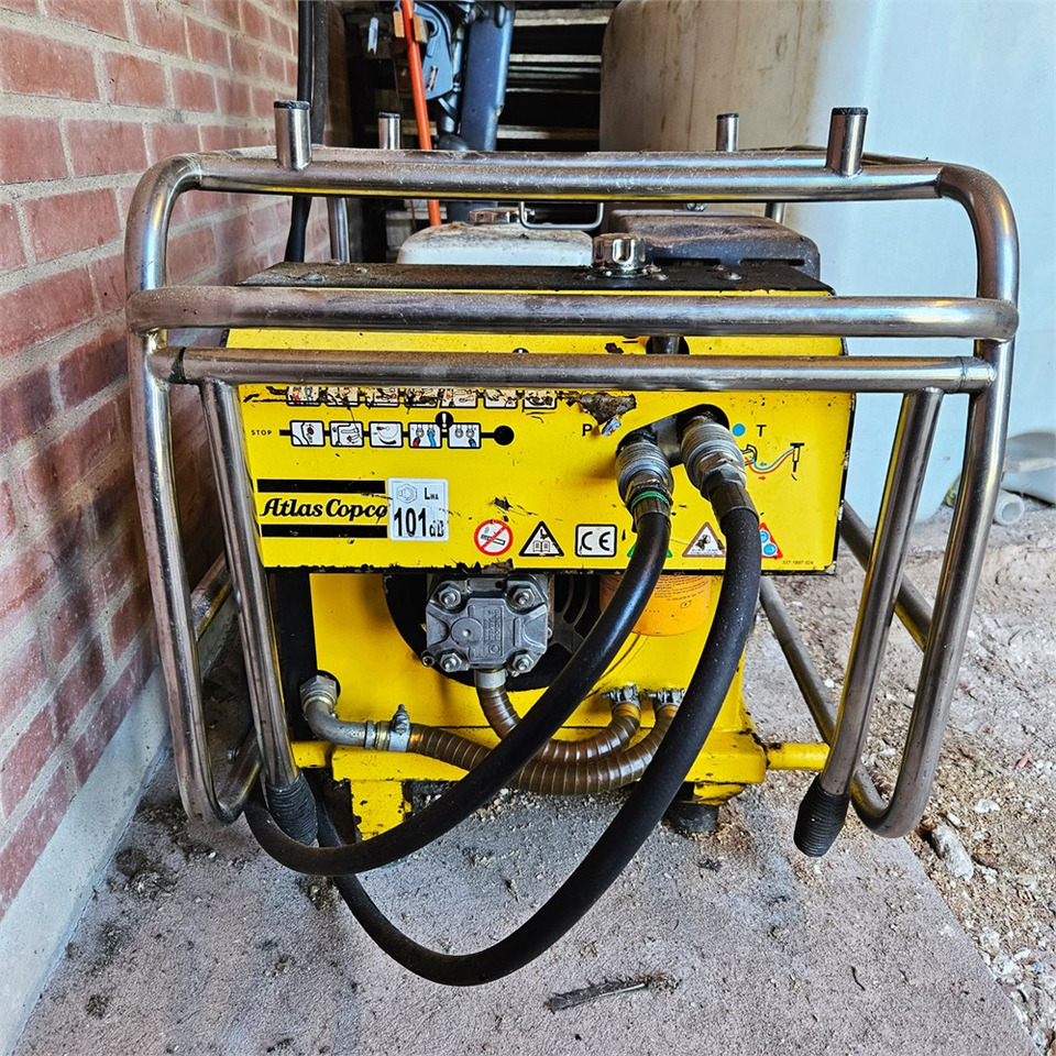 Atlas Copco LP 13-30 P - ציוד בנייה: תמונה 3 Atlas Copco LP 13-30 P - ציוד בנייה: תמונה 3