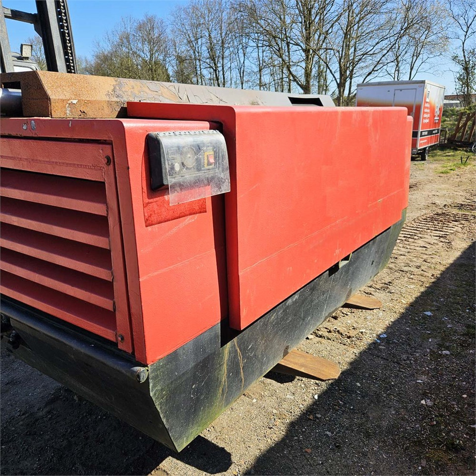 Atlas Copco XAS 146 - מדחס אוויר: תמונה 1 Atlas Copco XAS 146 - מדחס אוויר: תמונה 1