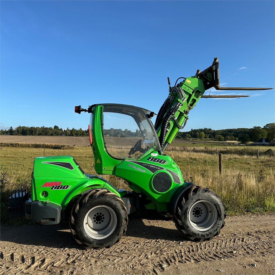 Avant 860 i - מעמיס גלגלים: תמונה 3 Avant 860 i - מעמיס גלגלים: תמונה 3