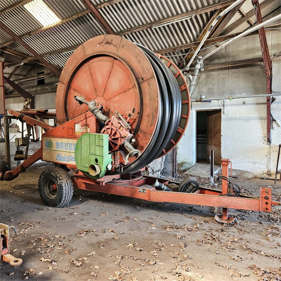 Bauer 110-400 - מערכת השקיה: תמונה 2 Bauer 110-400 - מערכת השקיה: תמונה 2