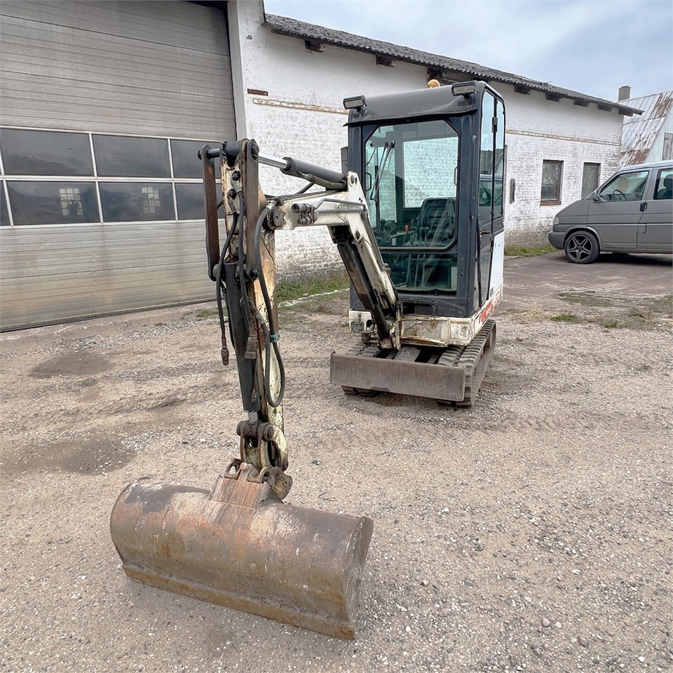 Bobcat 320 - מיני מחפר: תמונה 2 Bobcat 320 - מיני מחפר: תמונה 2