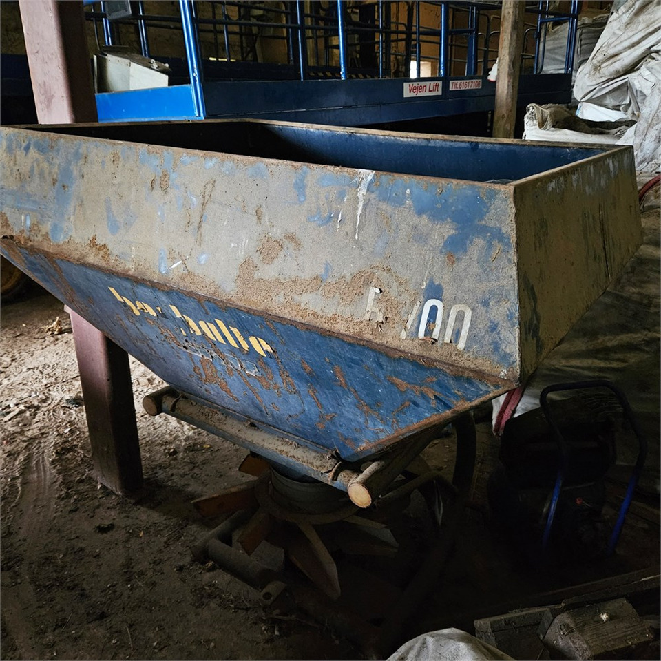Bogballe B-700 - ציוד דישון: תמונה 2 Bogballe B-700 - ציוד דישון: תמונה 2